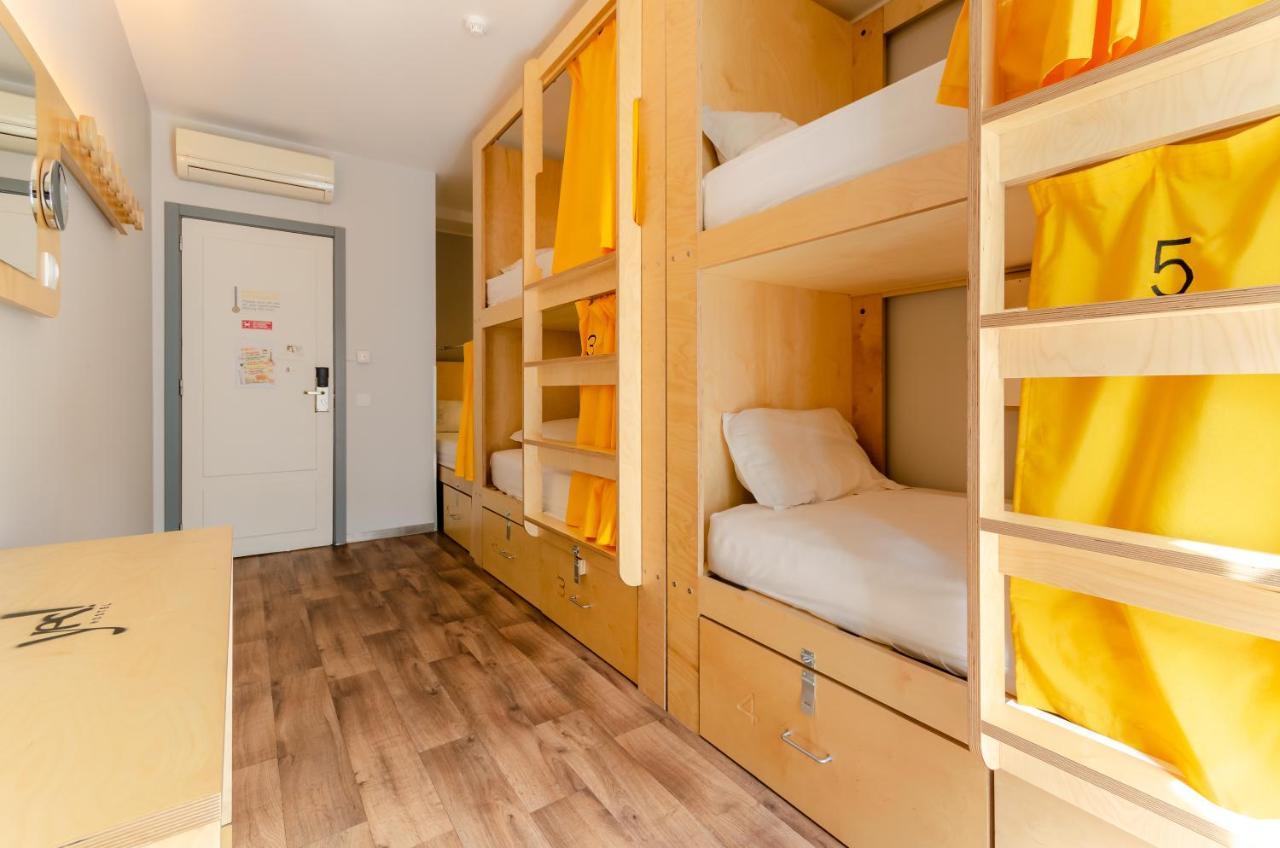 Yes Hostel Lisbon